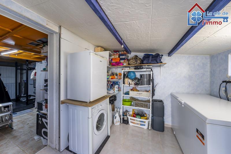 Maison traditionnelle - 92 m² - 5 pièces