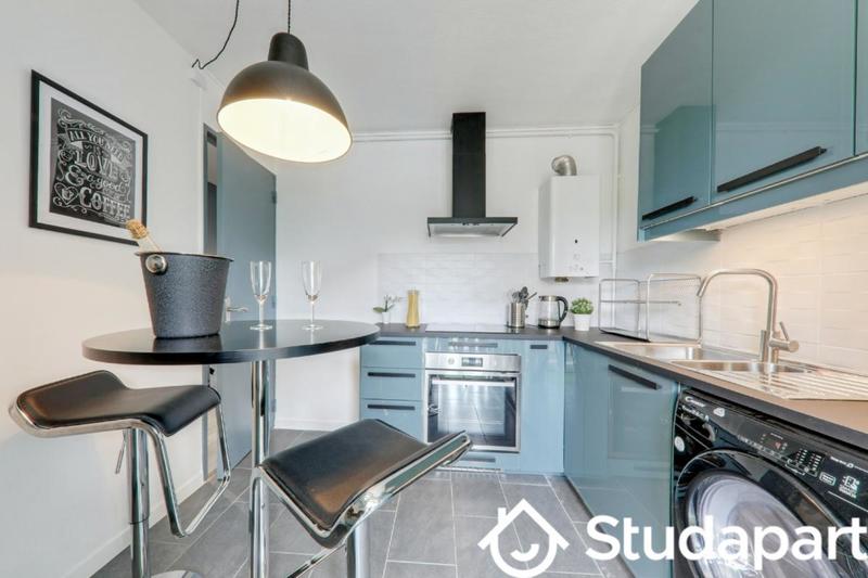 Chambre - 12 m² - 1 pièce