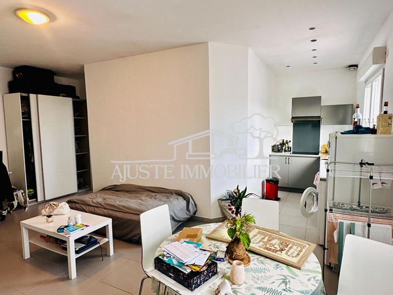 Local d'activité / Entrepôt - 300 m²