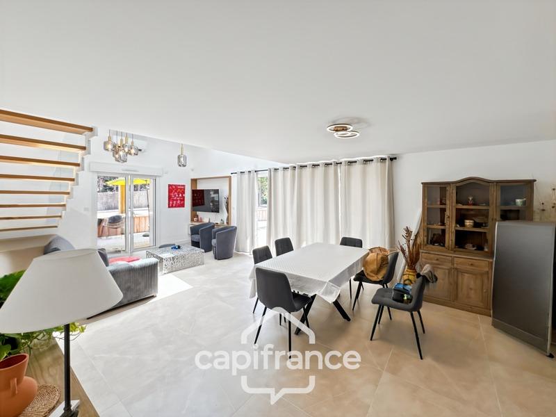 Maison - 91 m² - 4 pièces