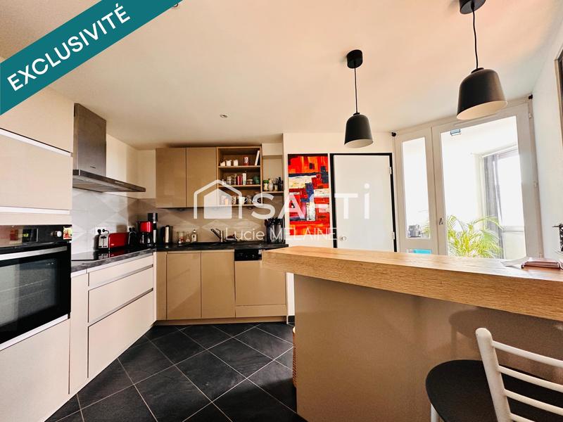 Appartement - 92 m² - 4 pièces