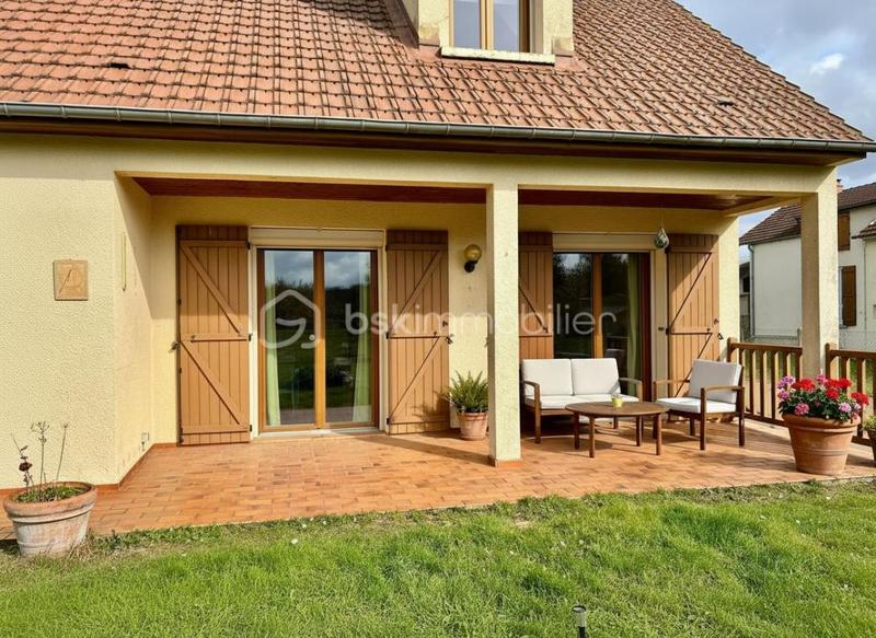 Maison - 175 m² - 8 pièces