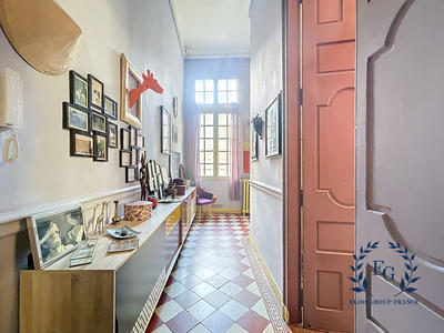 Appartement - 225 m² - 7 pièces