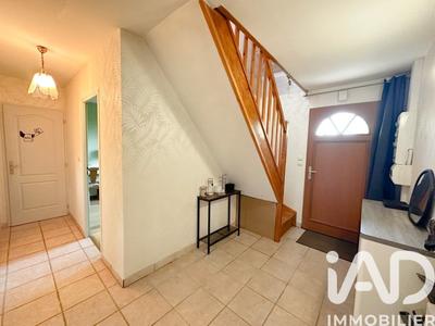 Maison - 93 m² - 4 pièces