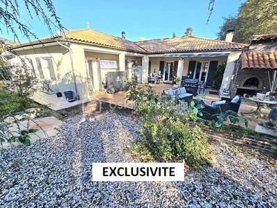 Maison - 187 m² - 7 pièces