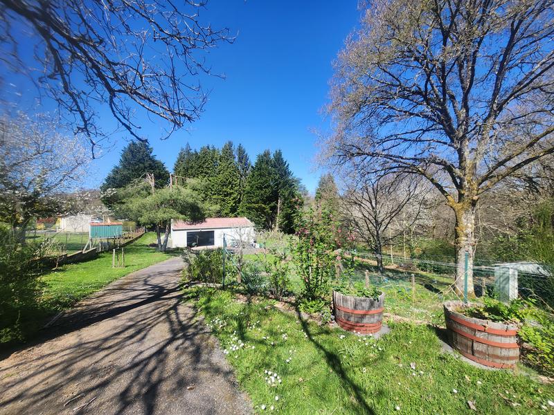 Maison - 217 m² - 12 pièces