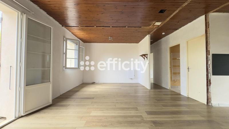 Maison - 149 m² - 8 pièces