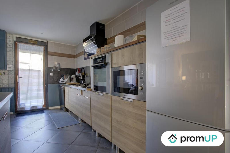 Maison - 170 m² - 6 pièces