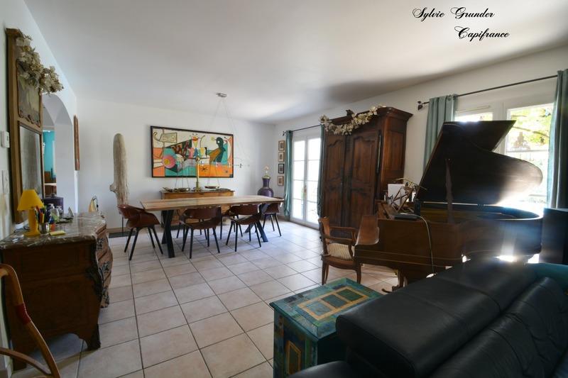 Maison - 178 m² - 5 pièces