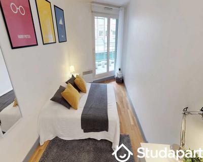 Chambre - 70 m² - 1 pièce