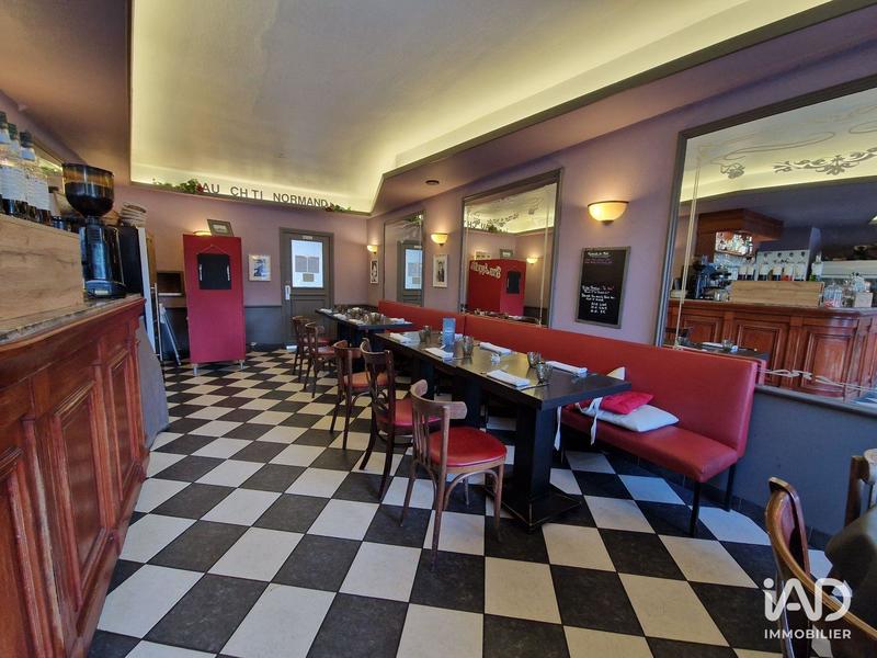 Local commercial - 200 m²