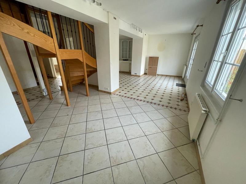 Maison - 160 m² - 8 pièces