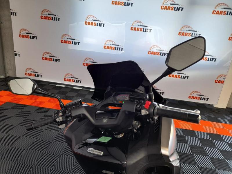 Honda integra 750 - Garantie 6mois