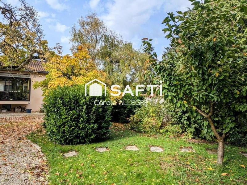 Maison de maîtres - 361 m² - 12 pièces