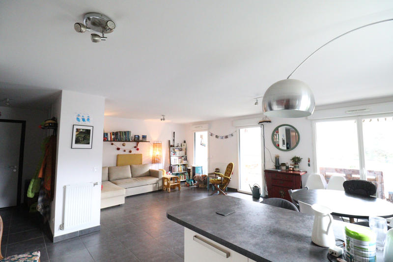 Appartement - 83 m² - 4 pièces