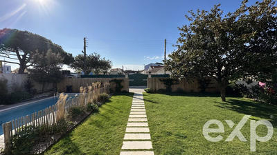 Maison - 199 m² - 8 pièces