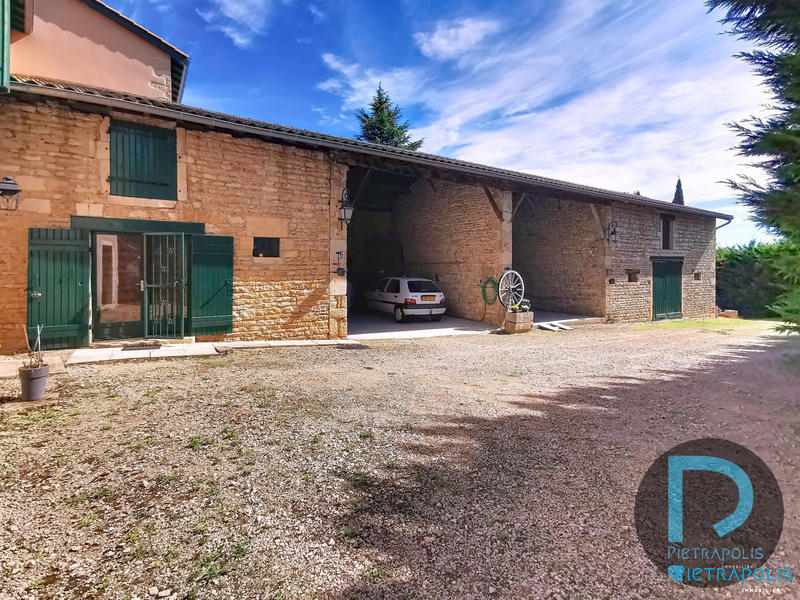 Maison ancienne - 193 m² - 6 pièces