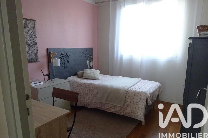 Maison - 97 m² - 5 pièces