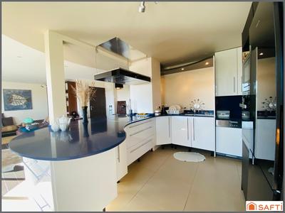 Appartement - 124 m² - 5 pièces