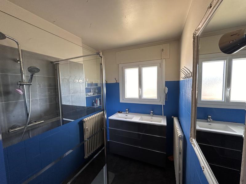 Appartement - 133 m² - 6 pièces