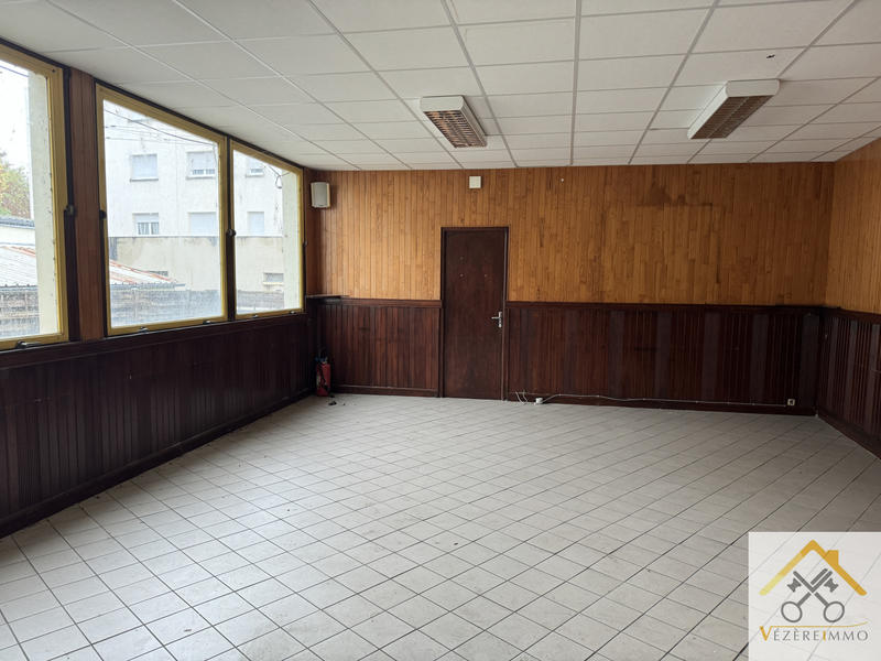 Local commercial - 160 m²