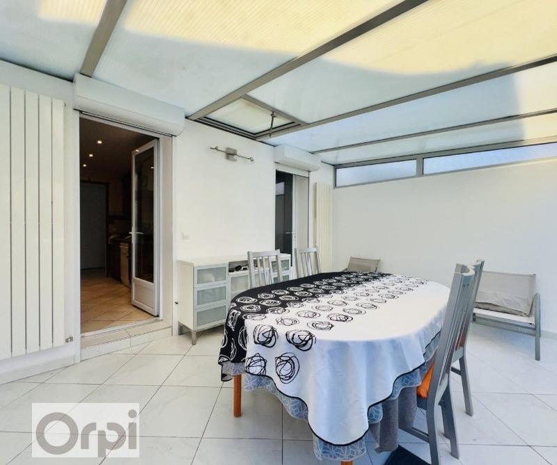 Maison - 91 m² - 4 pièces