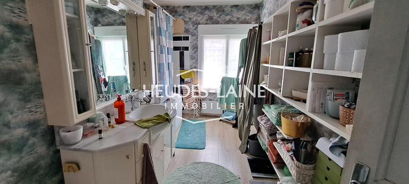 Maison - 141 m² - 5 pièces