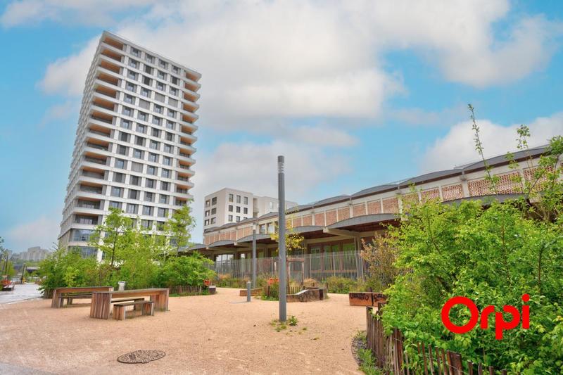 Appartement - 89 m² - 4 pièces