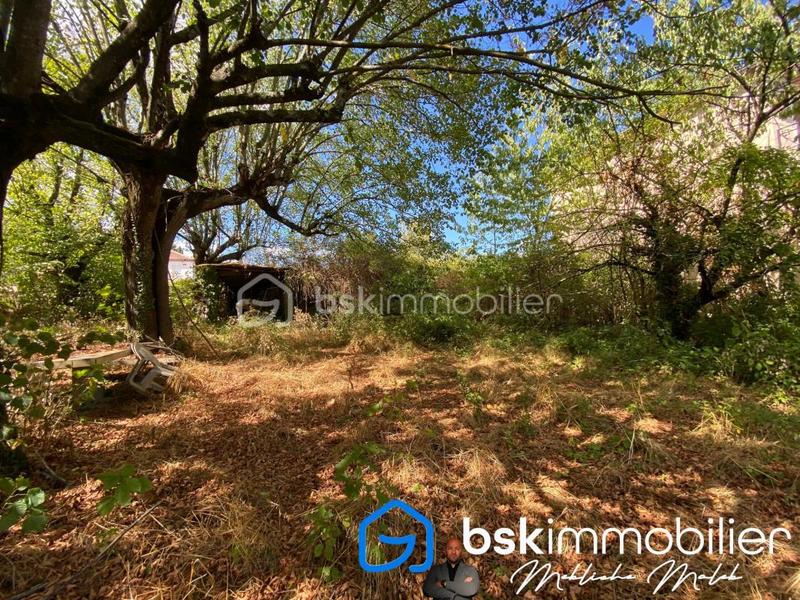 Mas - 400 m² - 15 pièces