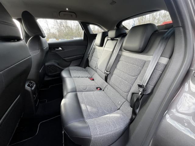 Citroën C5 X Hybride Rechargeable 225 s&amp;S e-Eat8 Feel Business