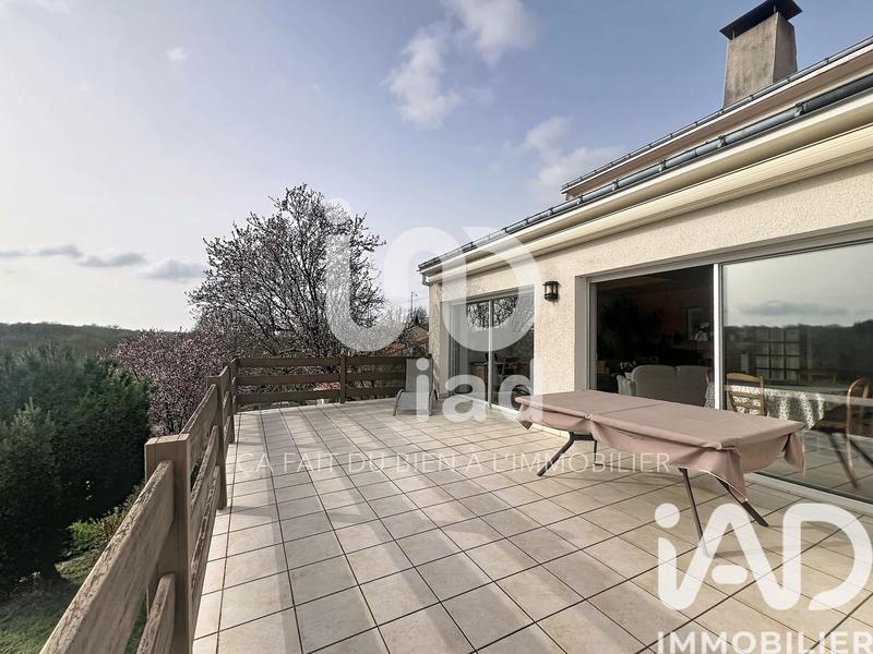 Maison - 169 m² - 6 pièces