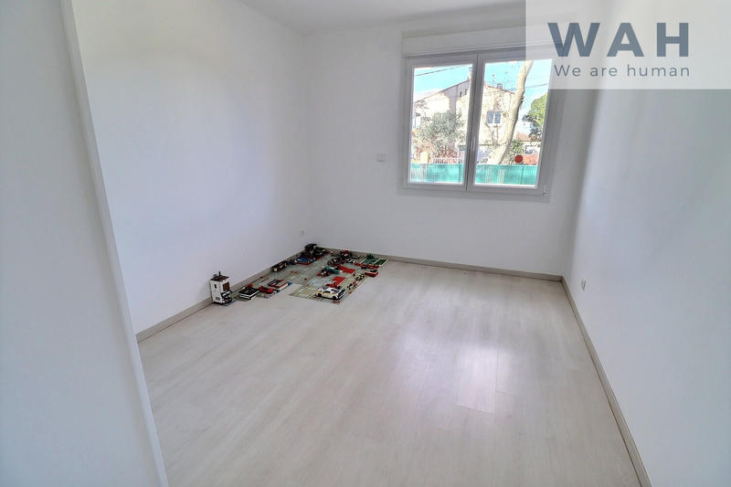 Villa - 84 m² - 4 pièces