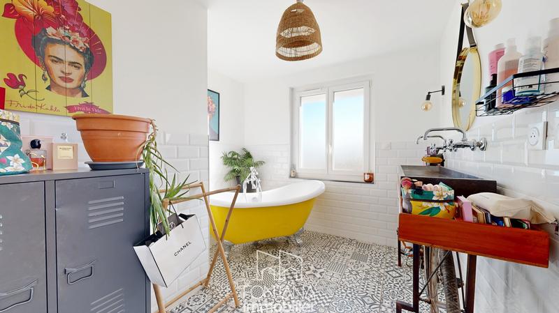 Maison - 157 m² - 7 pièces