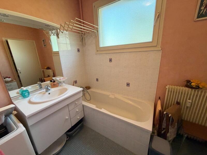 Appartement - 110 m² - 5 pièces