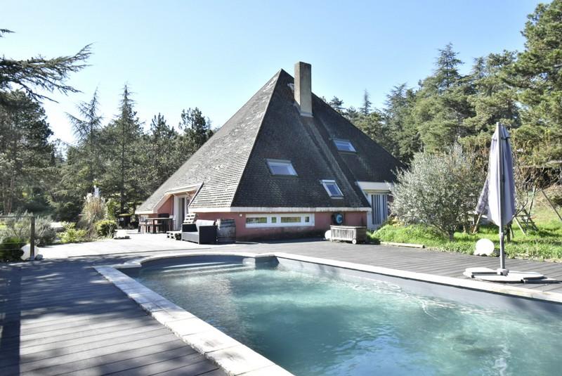 Maison - 190 m² - 6 pièces