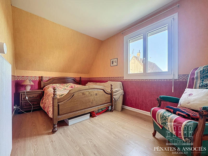 Maison - 121 m² - 5 pièces