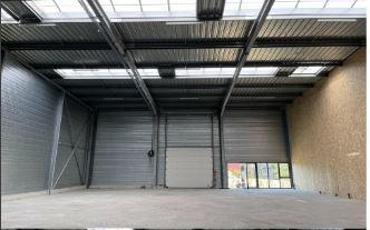 Local d'activité / Entrepôt - 1 662 m²