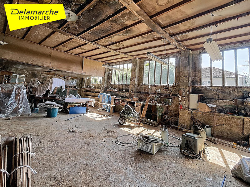 Maison - 204 m² - 8 pièces