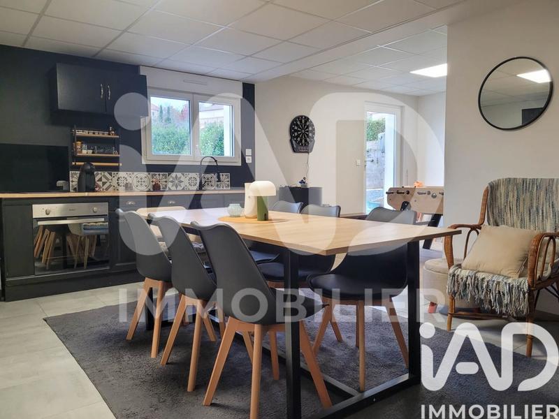 Maison - 137 m² - 7 pièces