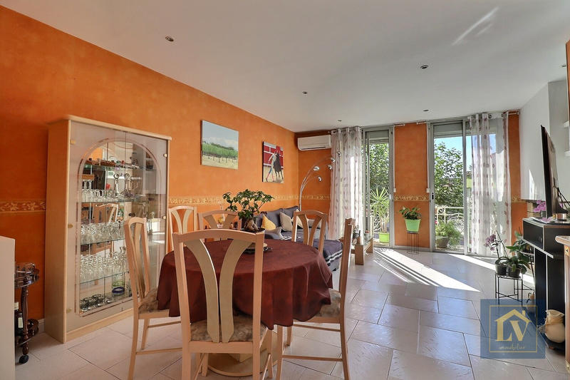Maison - 179 m² - 5 pièces