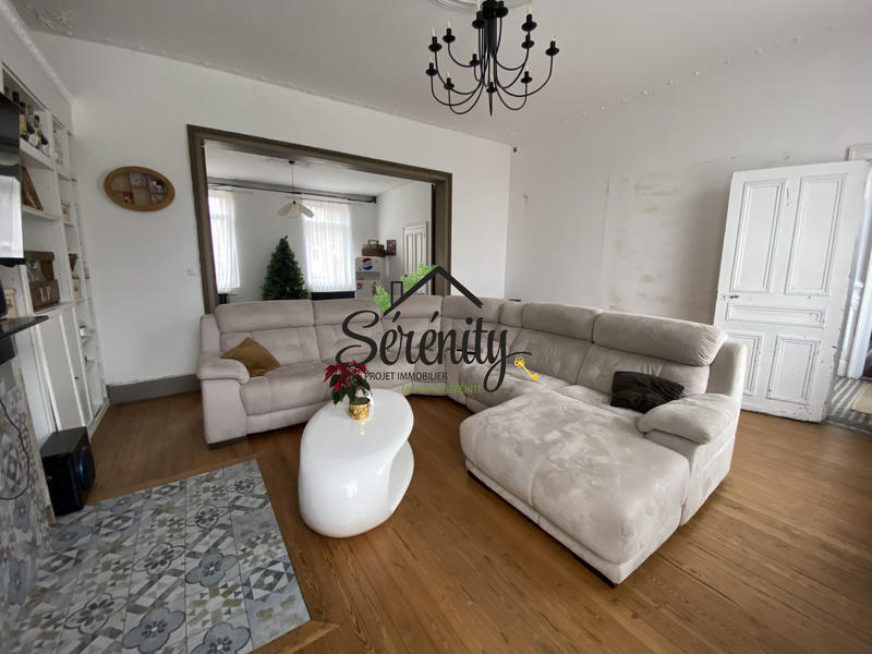 Maison - 182 m² - 7 pièces