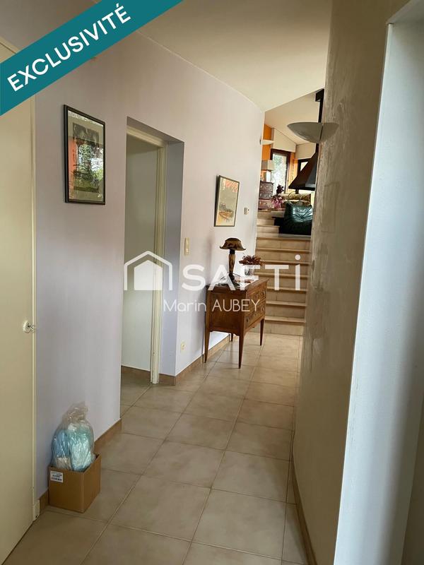 Maison - 175 m² - 10 pièces