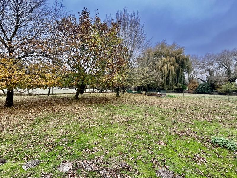 Maison traditionnelle - 274 m² - 8 pièces