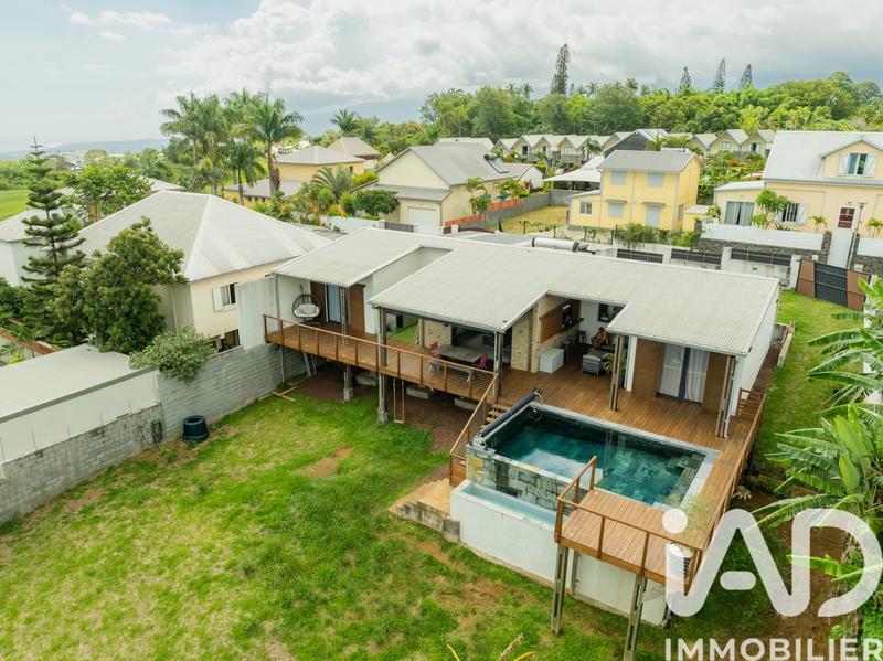 Maison - 130 m² - 4 pièces