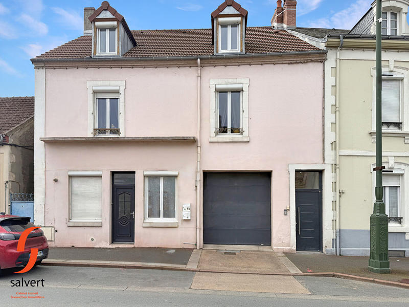 Maison - 140 m² - 5 pièces