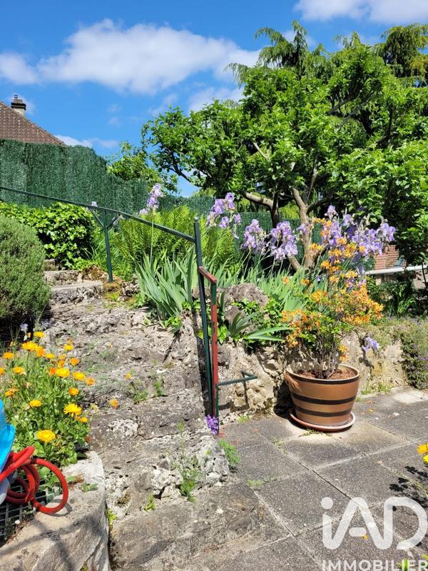 Maison - 90 m² - 5 pièces