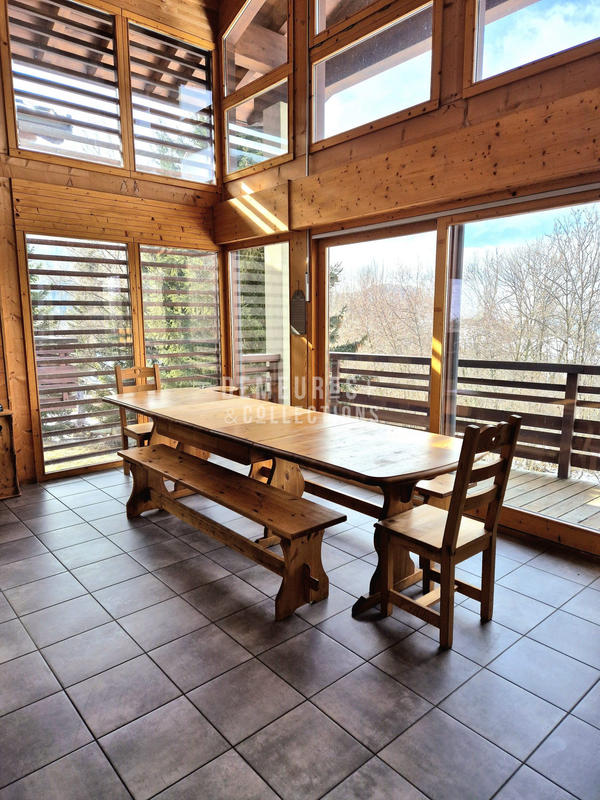 Châlet - 137 m² - 8 pièces