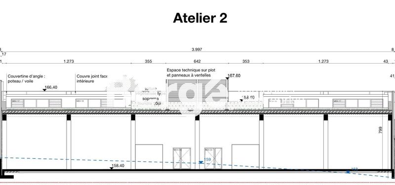 Entrepôt - 1 124 m²
