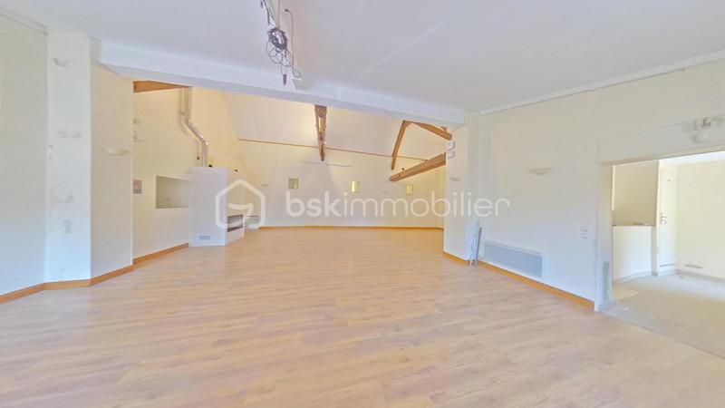 Immeuble - 220 m² - 7 pièces