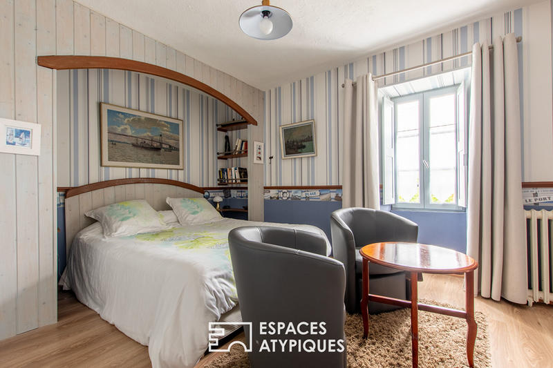 Maison - 300 m² - 10 pièces